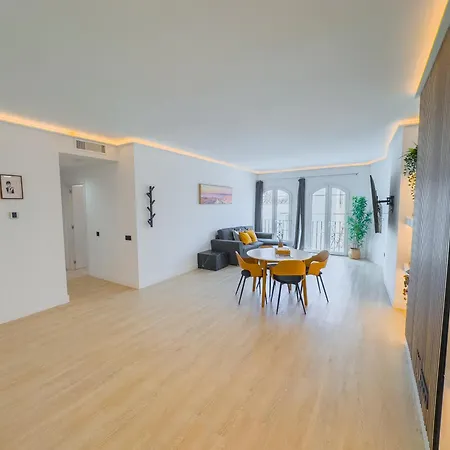 Banus Living Apartment Marbella